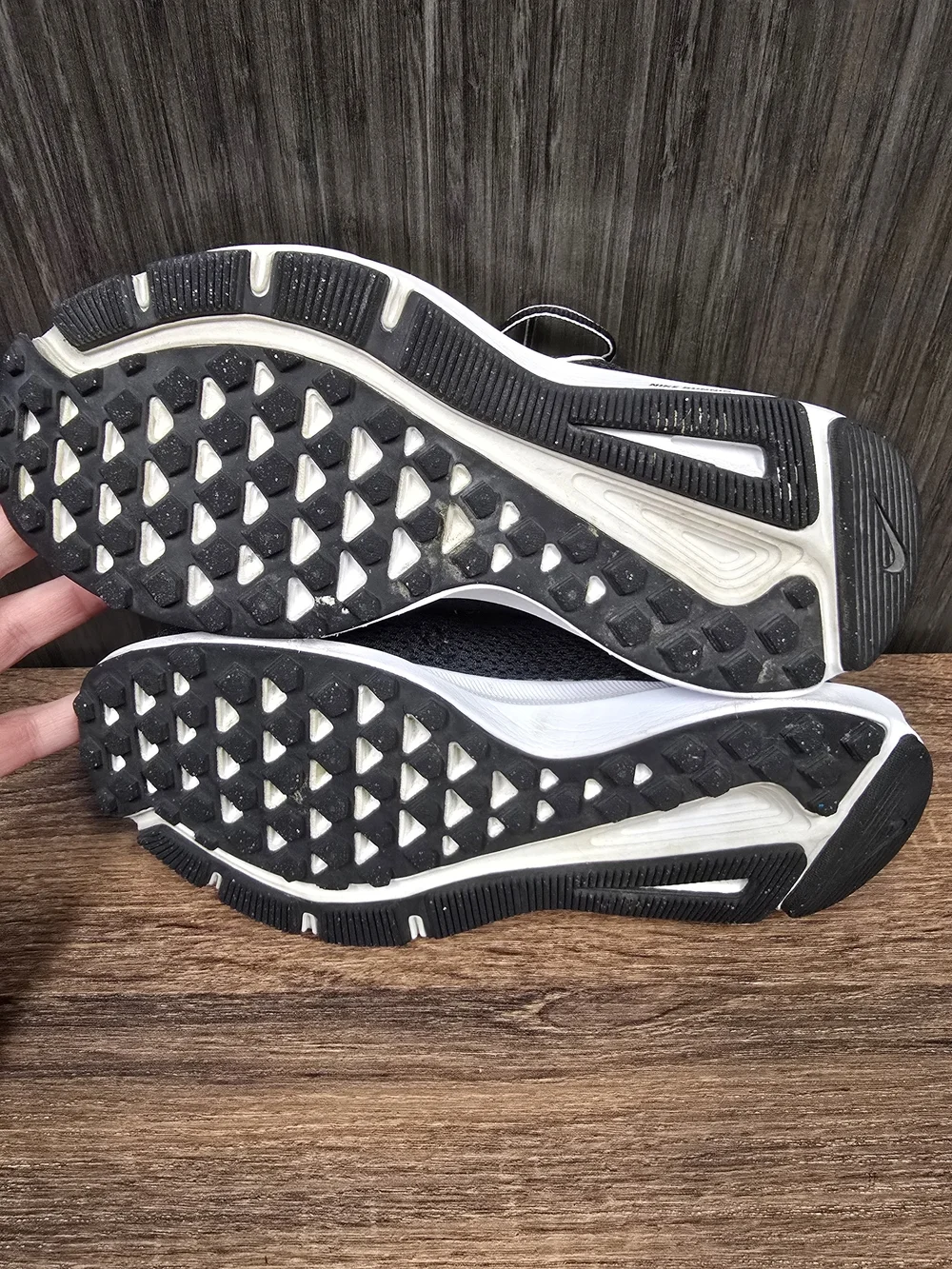 Nike Downshifter 10 Women's 6.5 Black White Running Athletic Training Shoes CI99